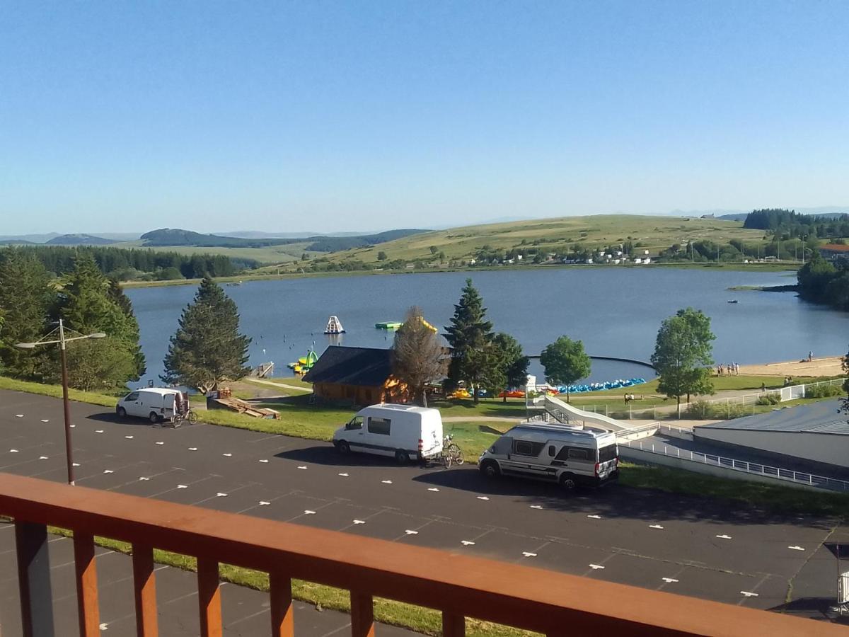 Appartement Situe En Plein Centre A Deux Pas Des Pistes. Besse-et-Saint-Anastaise Eksteriør billede